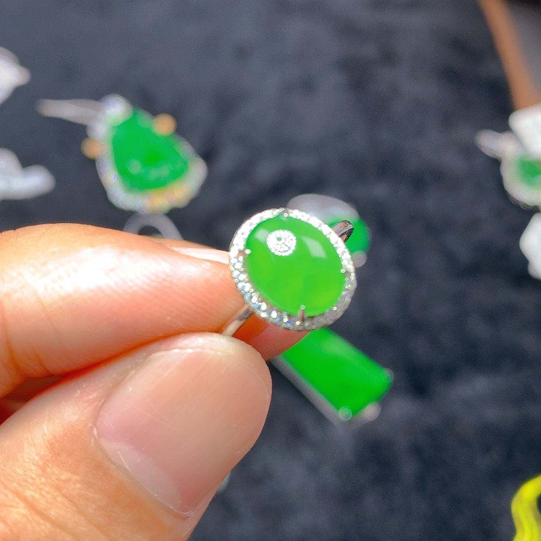 翡翠银S925镶嵌颈饰我