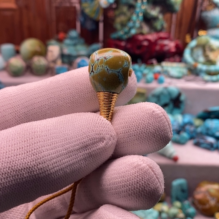 绿松石未镶嵌直切老型手串