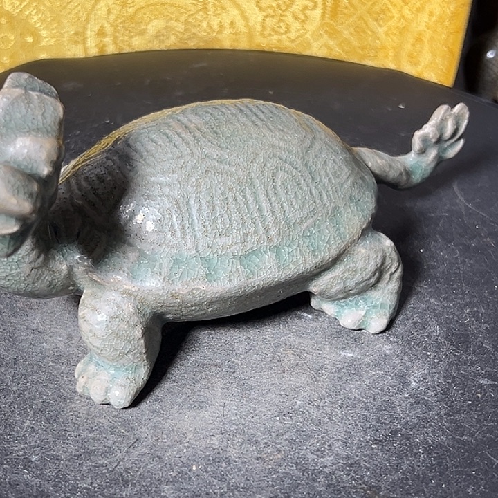 博***今瓷摆件器型美观大方