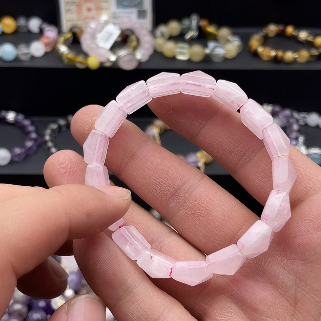 水晶手链未镶嵌粉水晶手牌