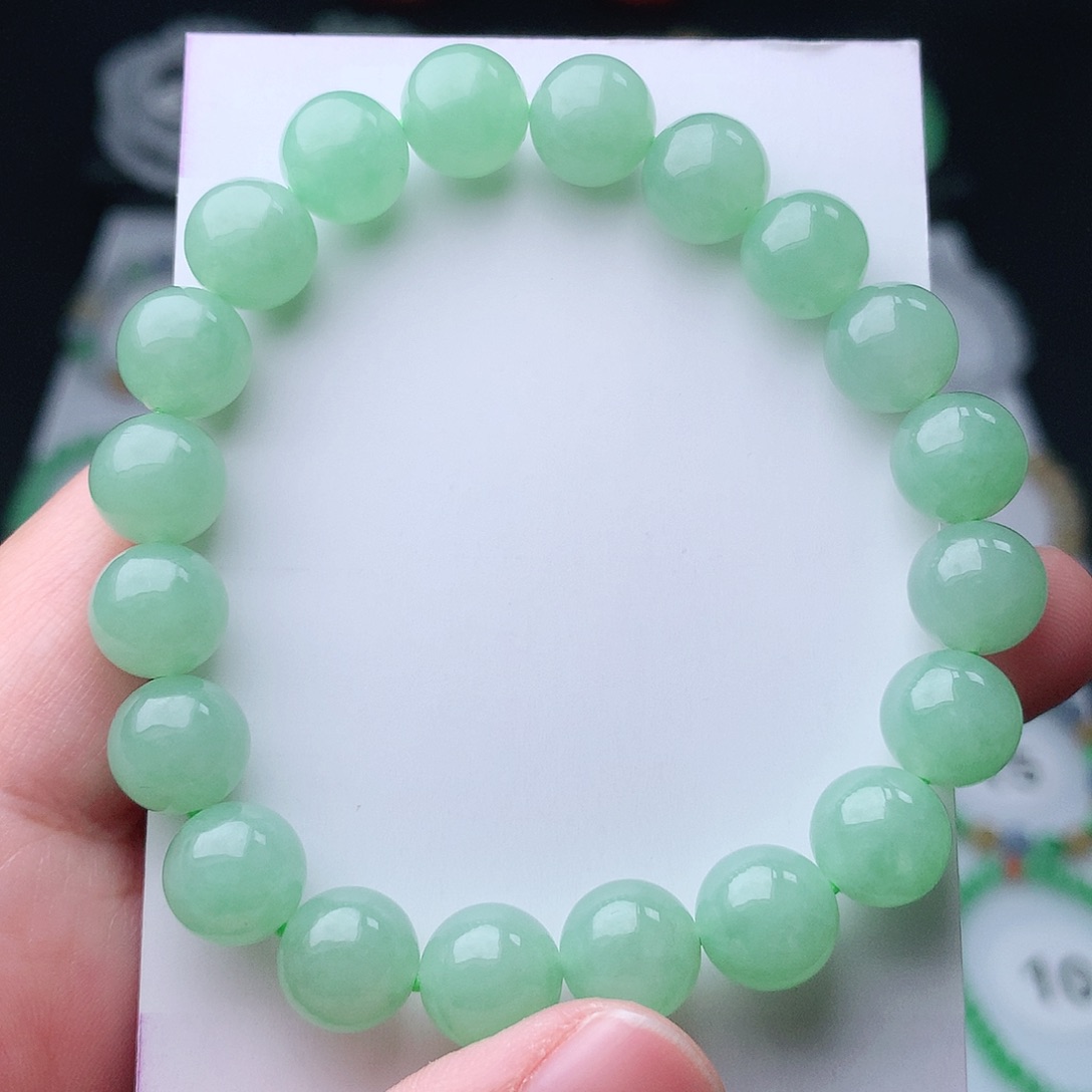 翡翠手串未镶嵌翡翠