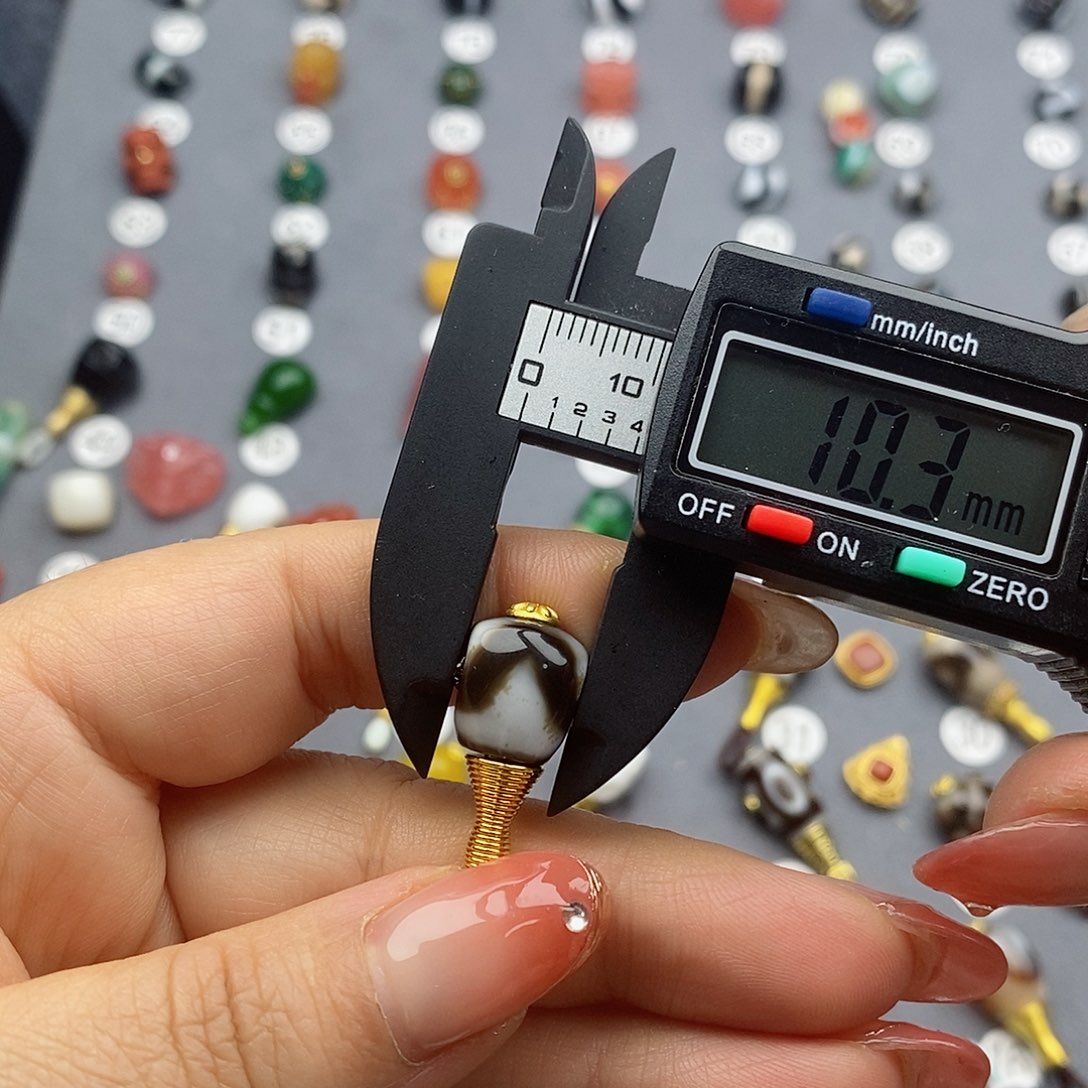 玛瑙/玉髓饰品合金