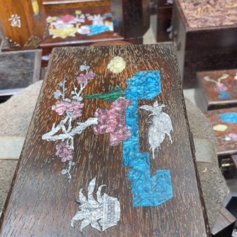 木盒子111111111111111