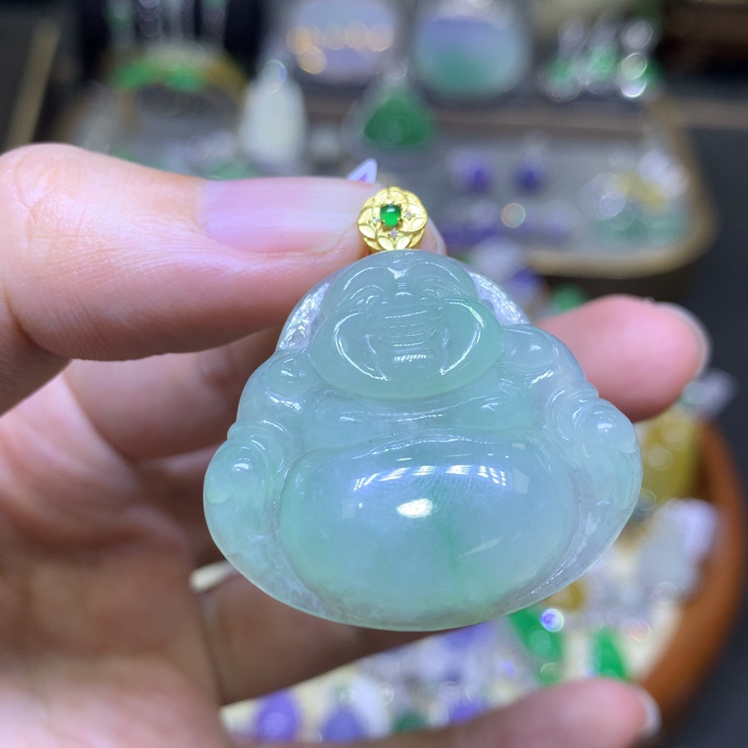 翡翠18K金镶嵌颈饰翡翠吊坠项链