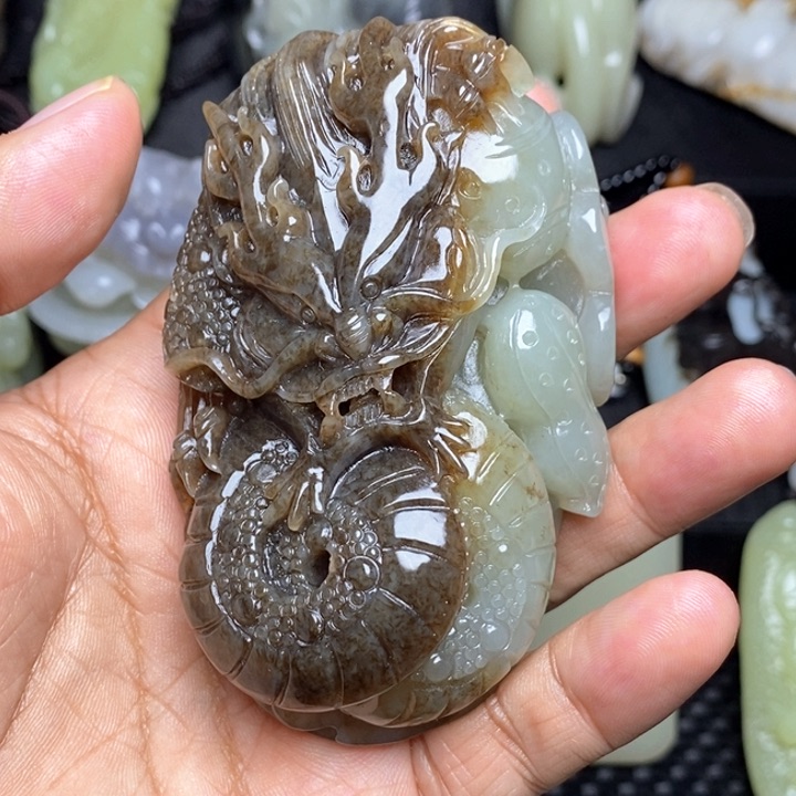 颈饰未镶嵌和田玉开****哥