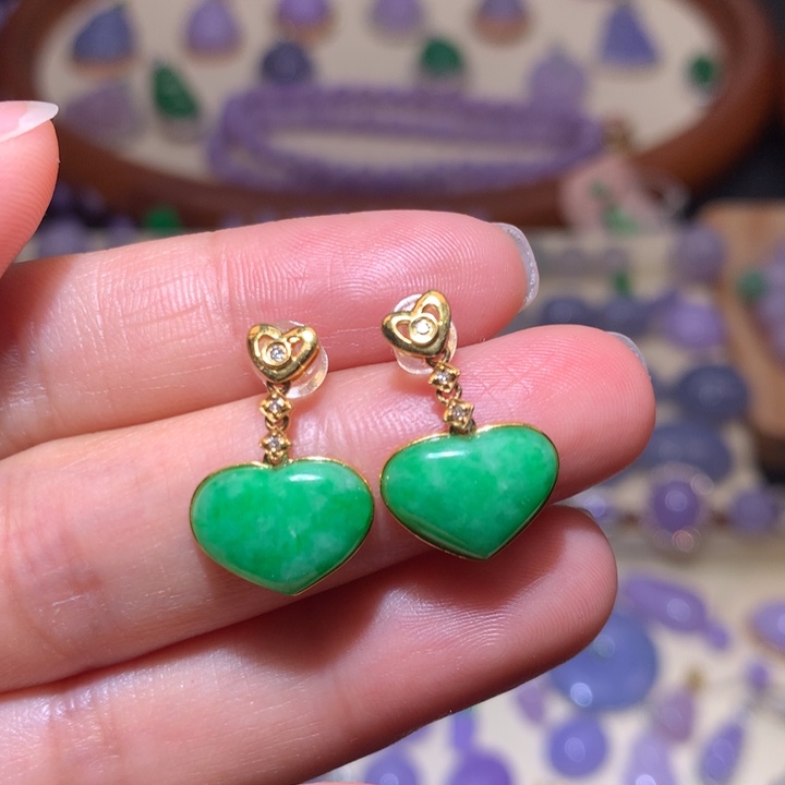 翡翠耳饰18K金镶嵌阳绿心心耳钉