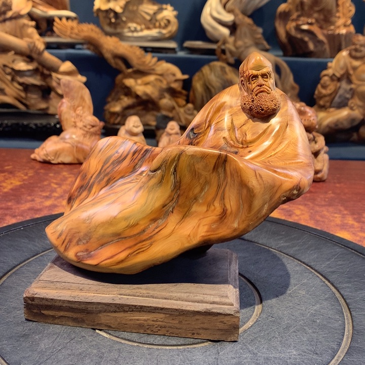 柏木（崖柏）根雕摆件