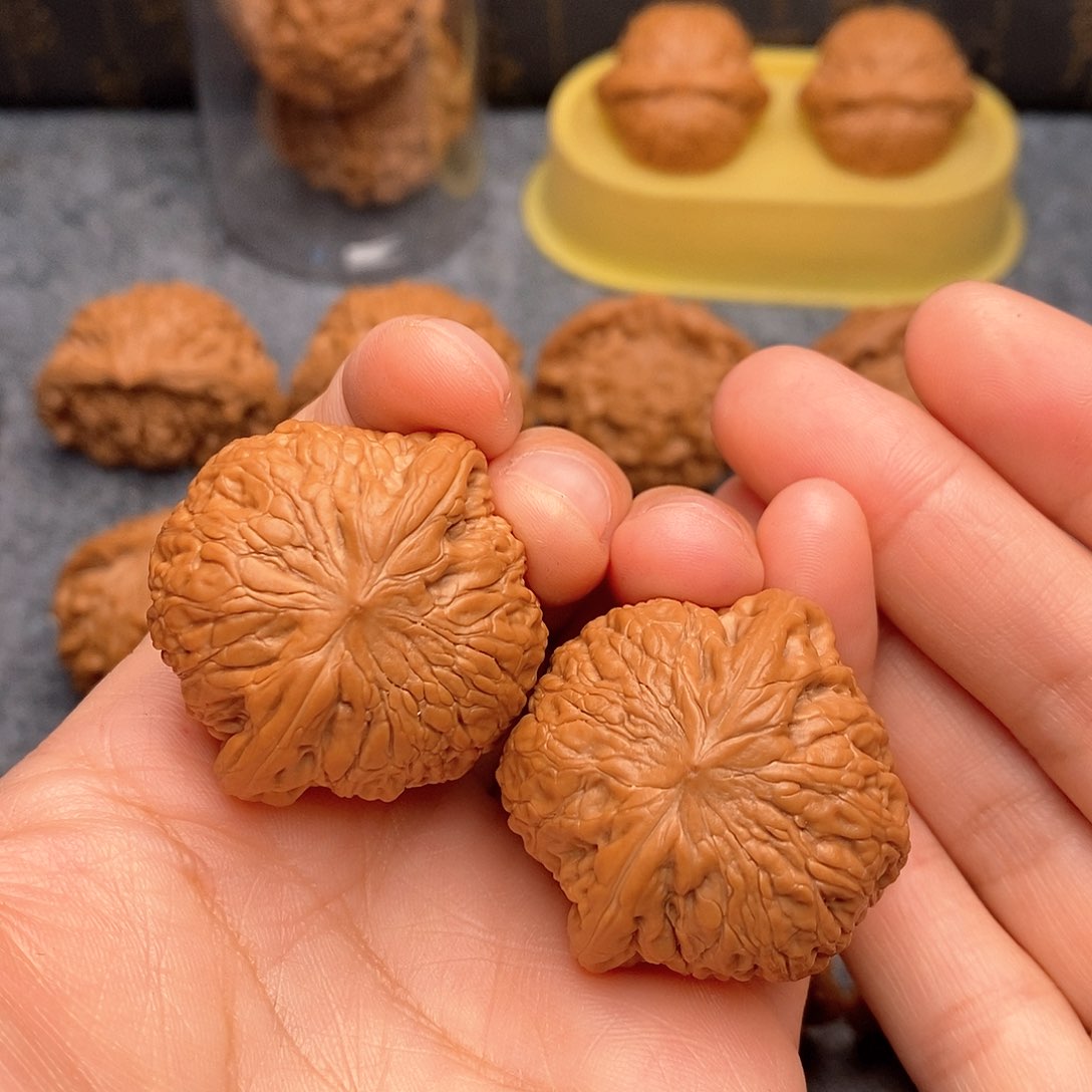 文玩核桃把件铁锤妹妹37全品