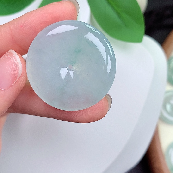 颈饰未镶嵌翡翠32.3-5.6mm