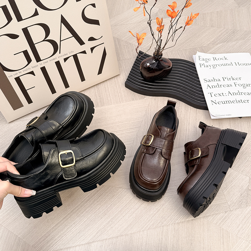 小皮鞋女2025新款春秋季粗跟增高厚底学院风乐福鞋金属扣日系单鞋