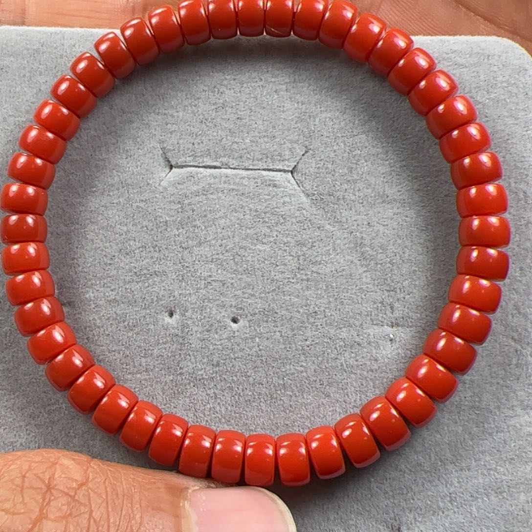 南红玛瑙手串未镶嵌一