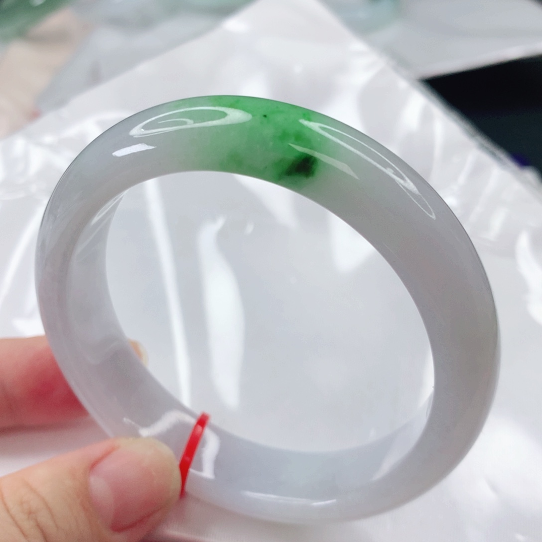 翡翠手镯未镶嵌圈口55