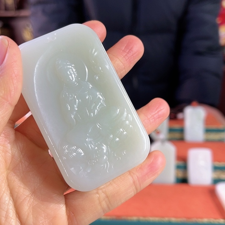 和田玉吊坠未镶嵌