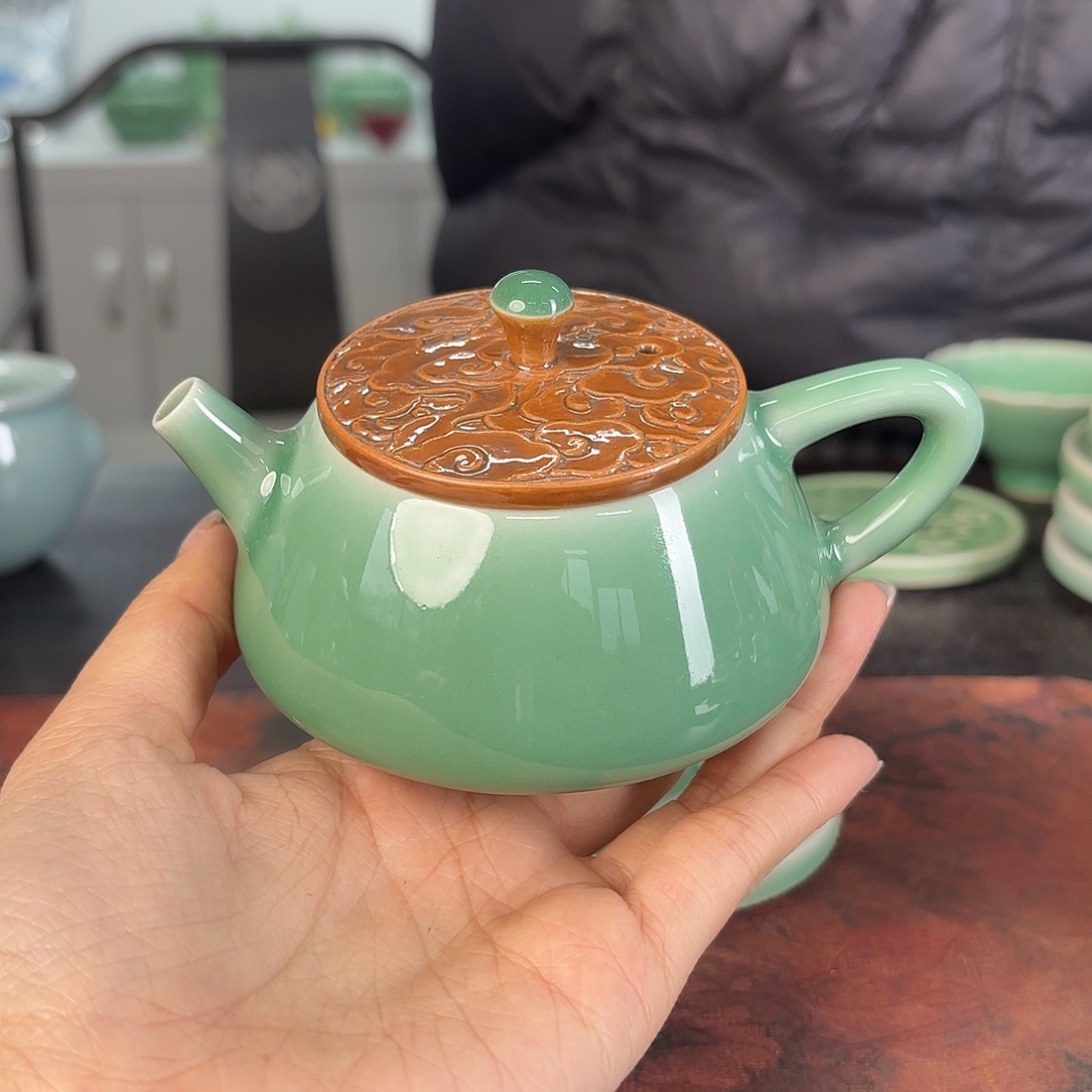 龙泉云间青瓷小米茶器