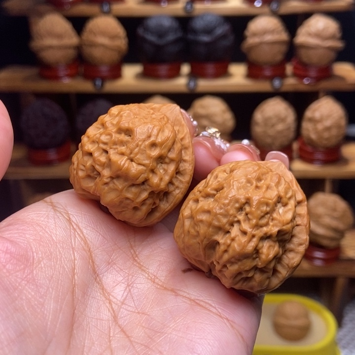 文玩核桃吊坠公子帽30