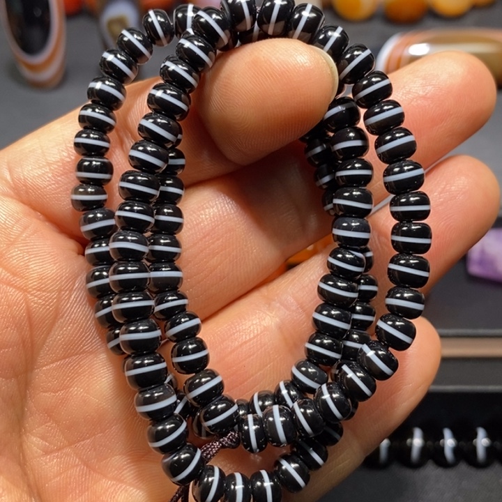 l***4玛瑙/玉髓未镶嵌颈饰