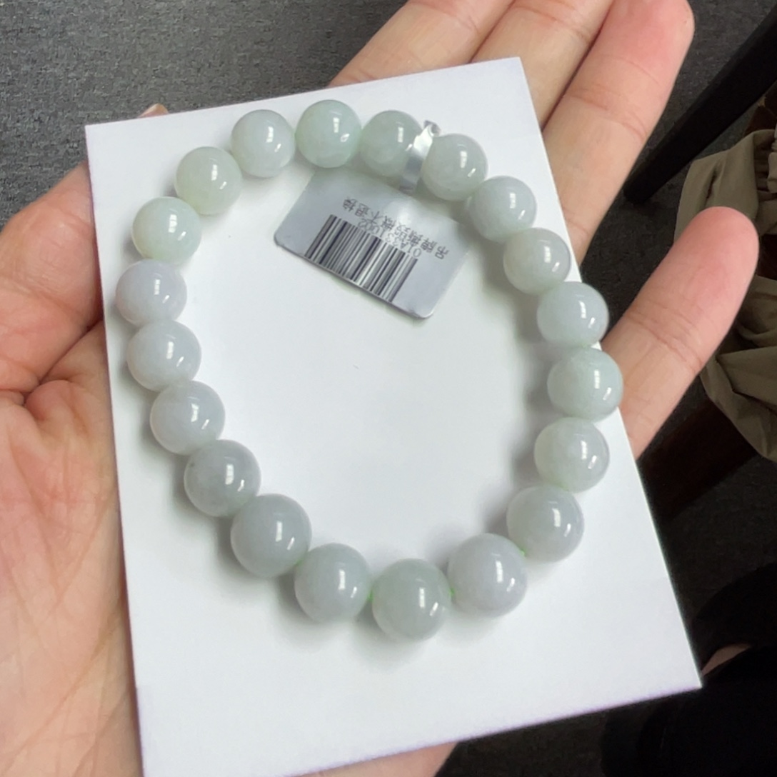 颈饰未镶嵌翡翠手串