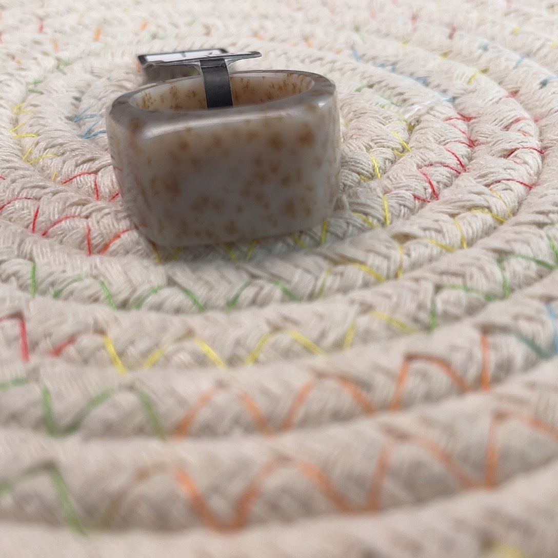 和田玉未镶嵌戒指g37桂花奶糖马鞍18.4不退换