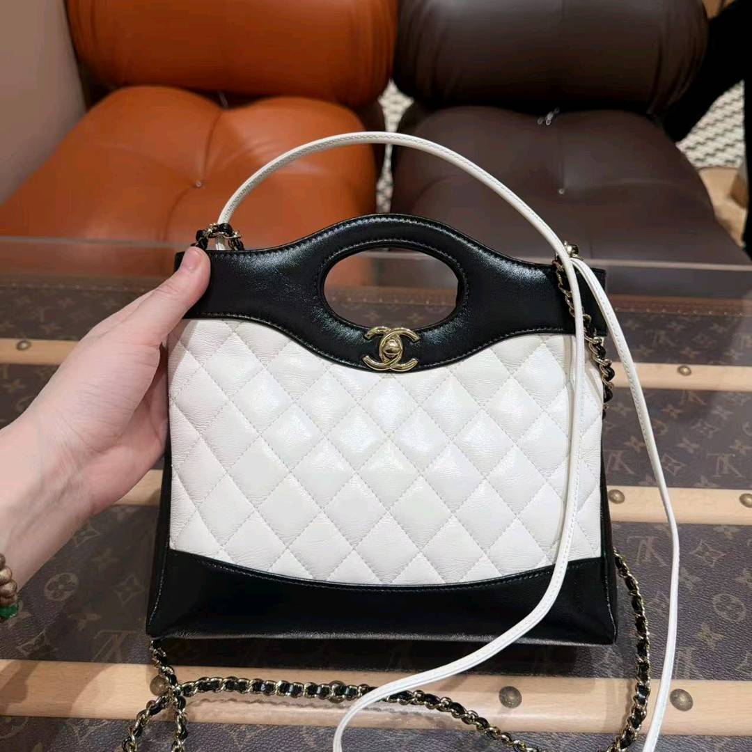 99新 Chanel/香奈儿 31bag mini 黑白配色 手提单肩斜挎包！ 芯片