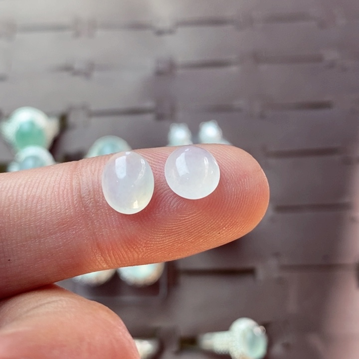 未镶嵌定制翡翠蛋面