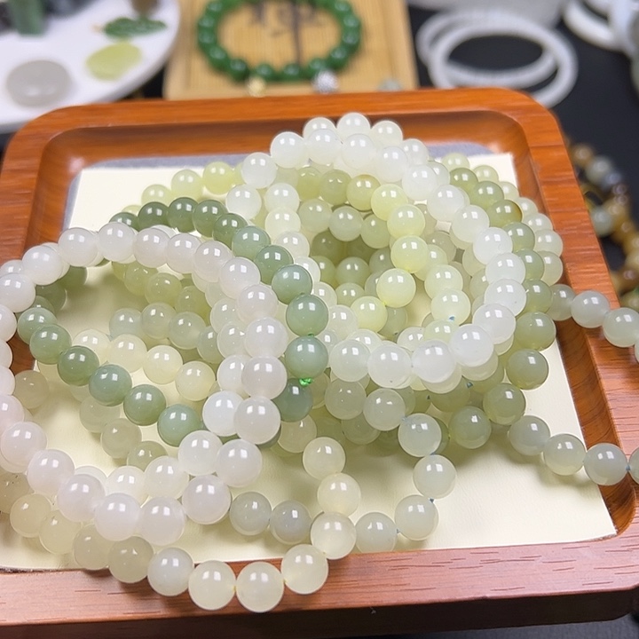 和田玉未镶嵌手链多样性发一