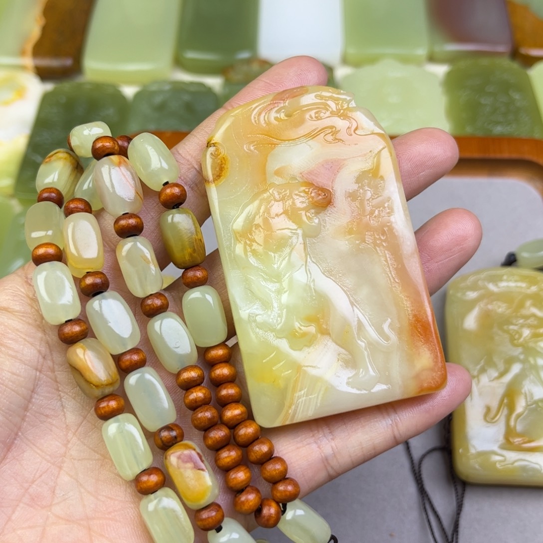西***生新疆昆仑山料虎牌