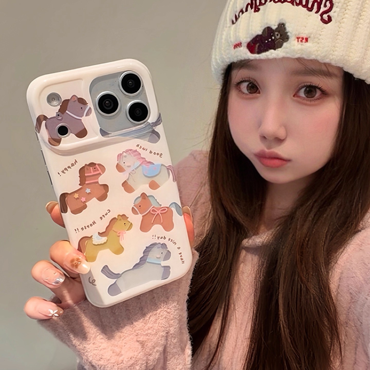 可爱彩色镂空小马适用iphone17promax苹果16pro手机壳15防摔14新
