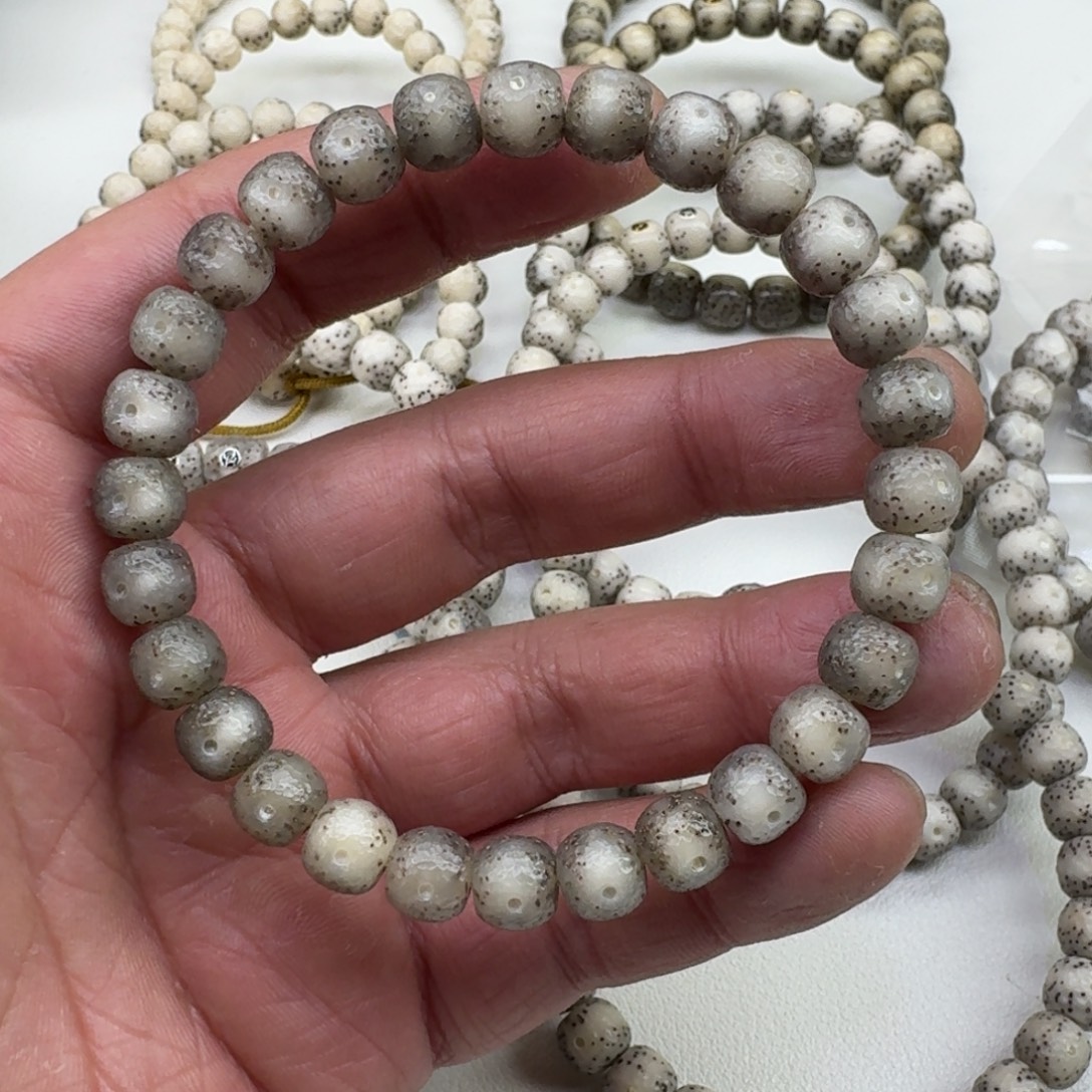 捻***、星月菩提吊坠8改星月菩提石玉料锤纹单圈