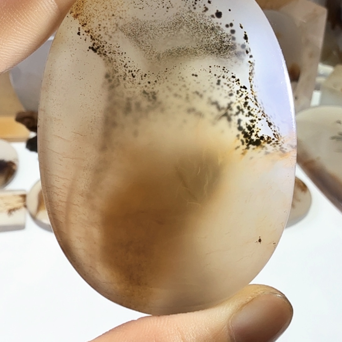 玛瑙/玉髓未镶嵌珠宝半成品