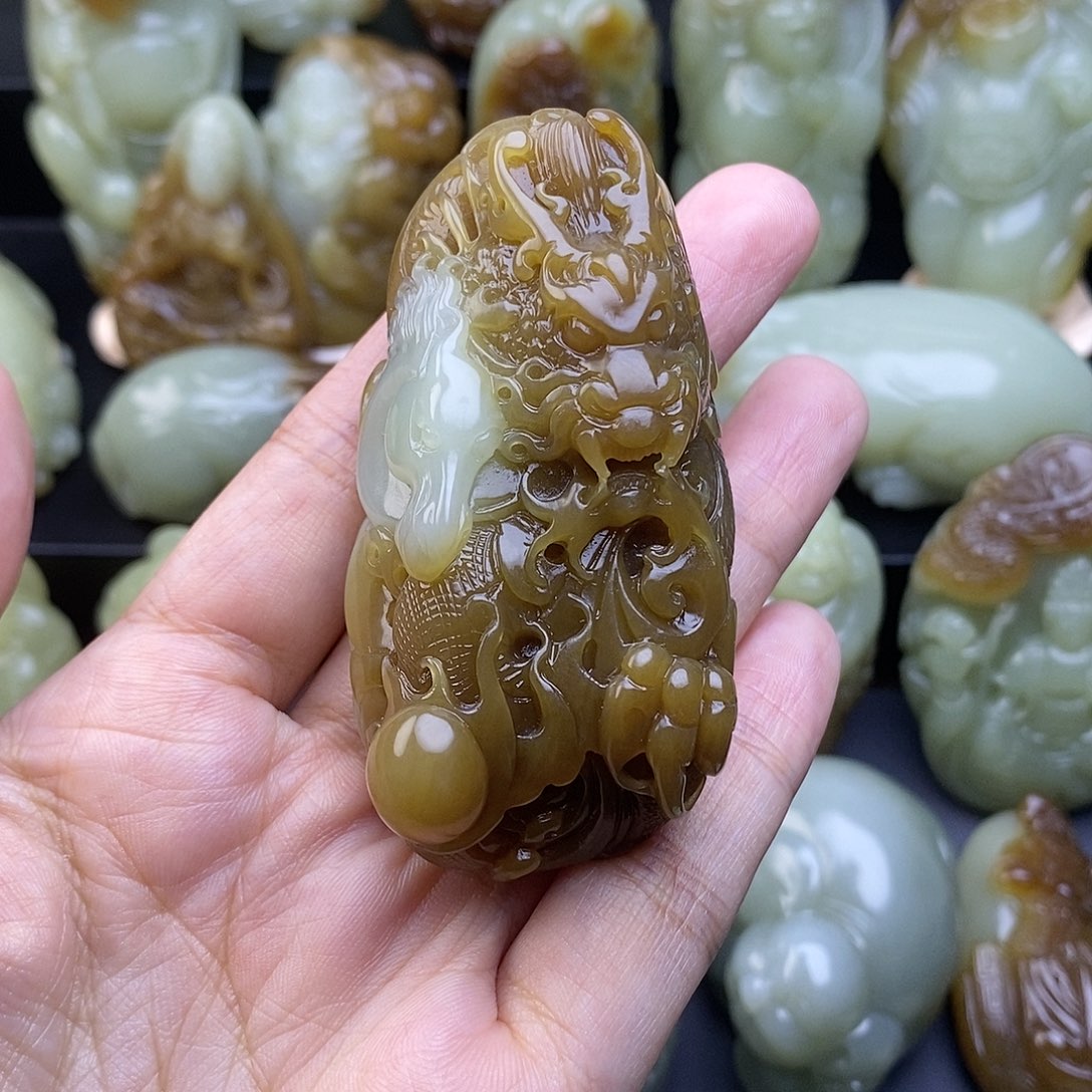 未镶嵌和田玉把件想***?