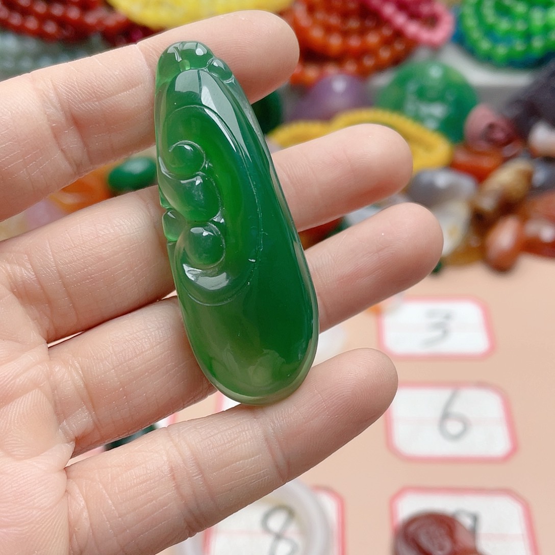 玛瑙/玉髓颈饰合金陈*