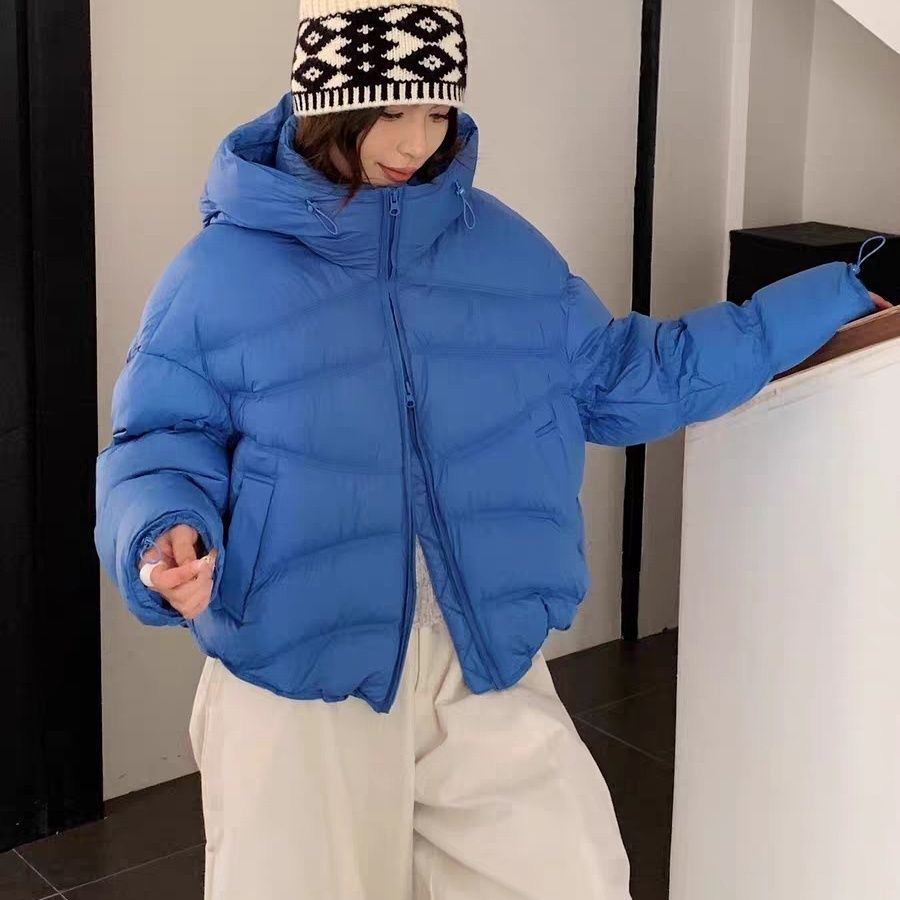 连帽短款泡芙女冬季新款白鸭绒加厚保暖休闲百搭外套克莱因蓝
