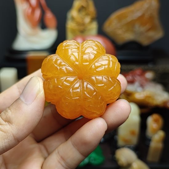 寿山石印尼金冻石
