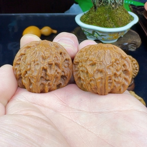 文玩核桃吊坠磨盘