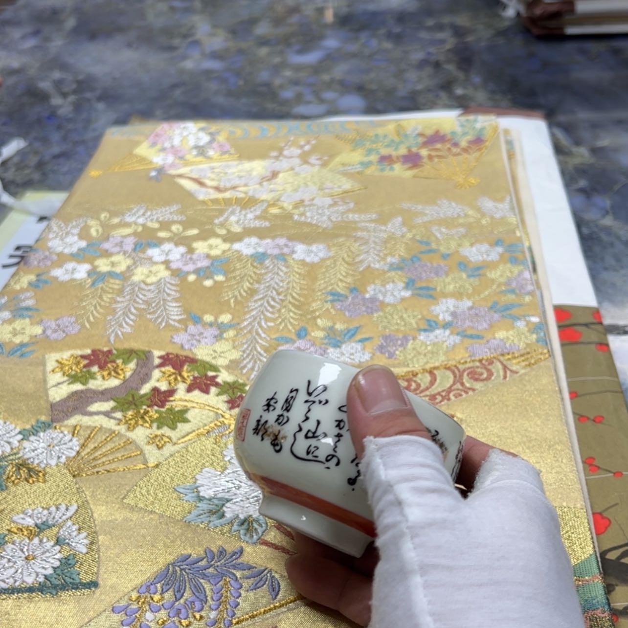 【闪购商品】楼*渊陶瓷马克杯带盖勺