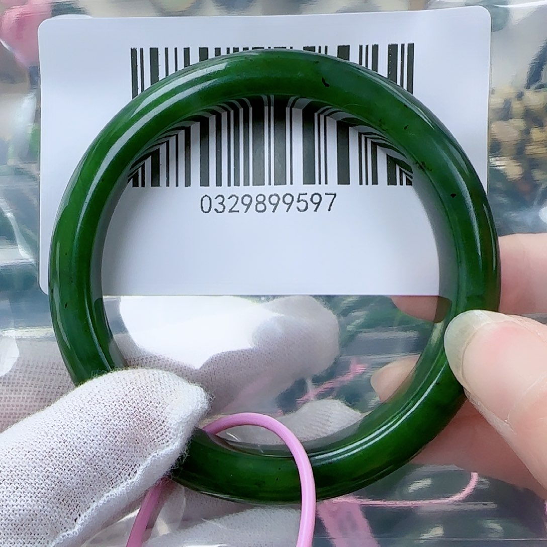 和田玉（碧玉）手镯未镶嵌59包容