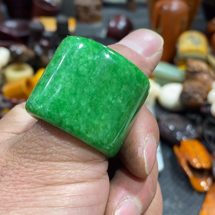 滴血莲花菩提吊坠