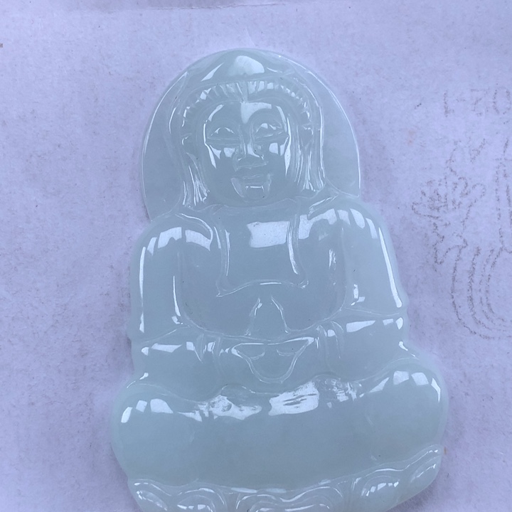 颈饰未镶嵌翡翠观音