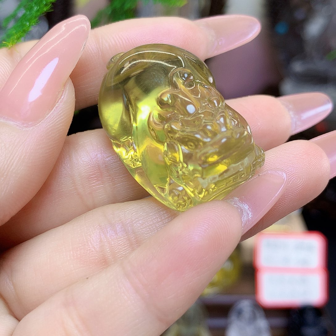 水晶颈饰未镶嵌，