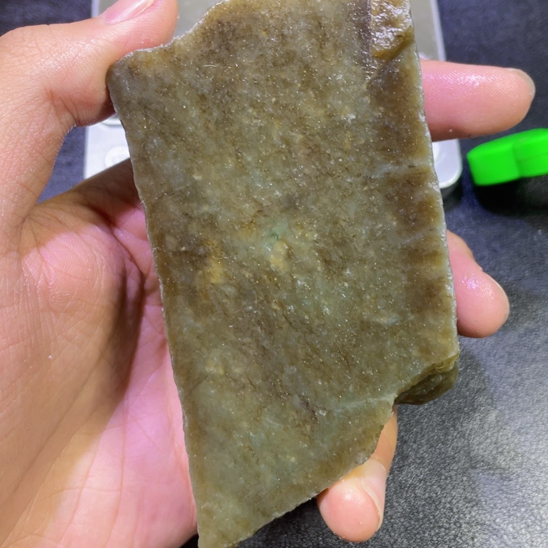 未镶嵌和田玉（糖玉）珠宝半成品
