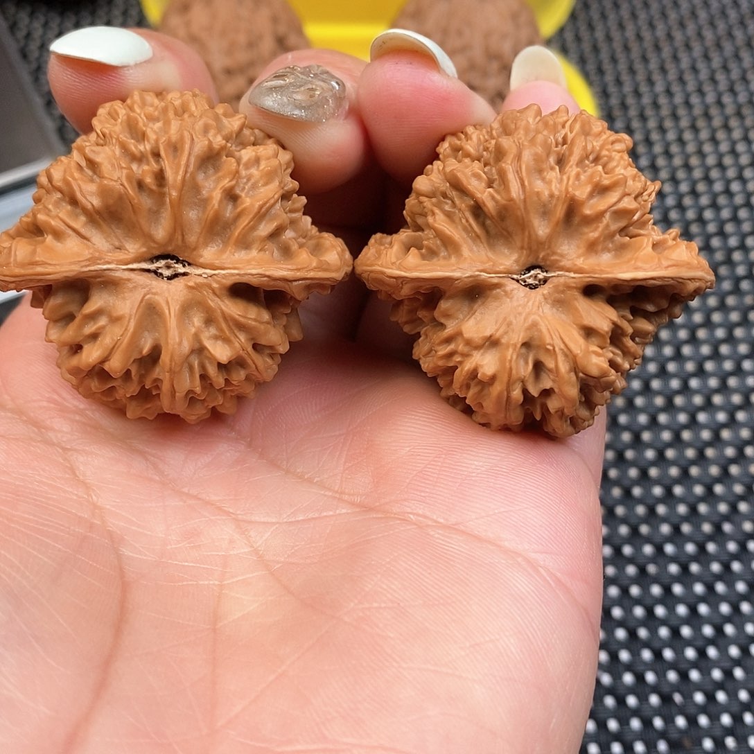 文玩核桃吊坠41满天星