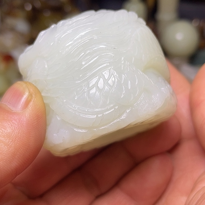 红***心和田玉未镶嵌挂件