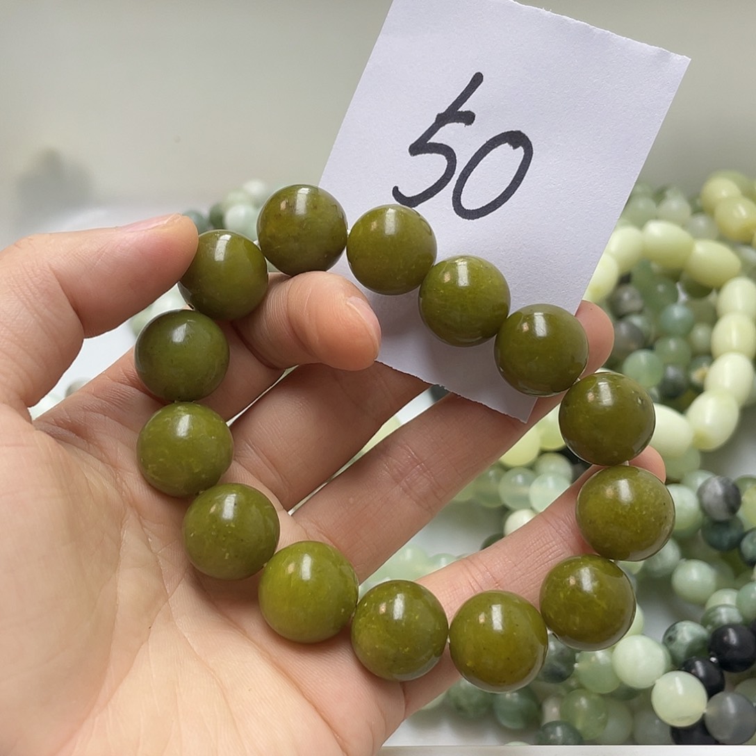 未镶嵌蛇纹石玉手链