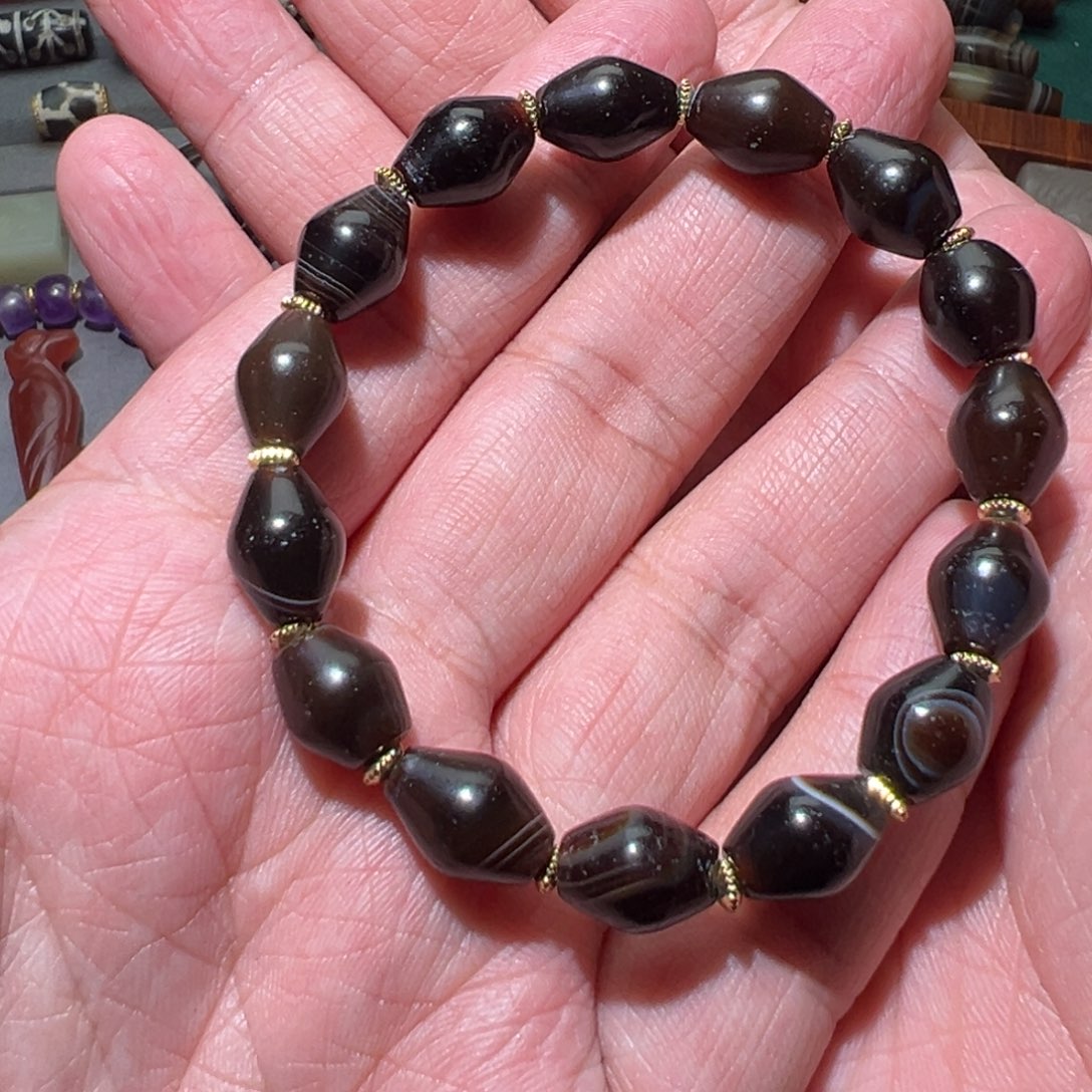 玛瑙/玉髓颈饰未镶嵌