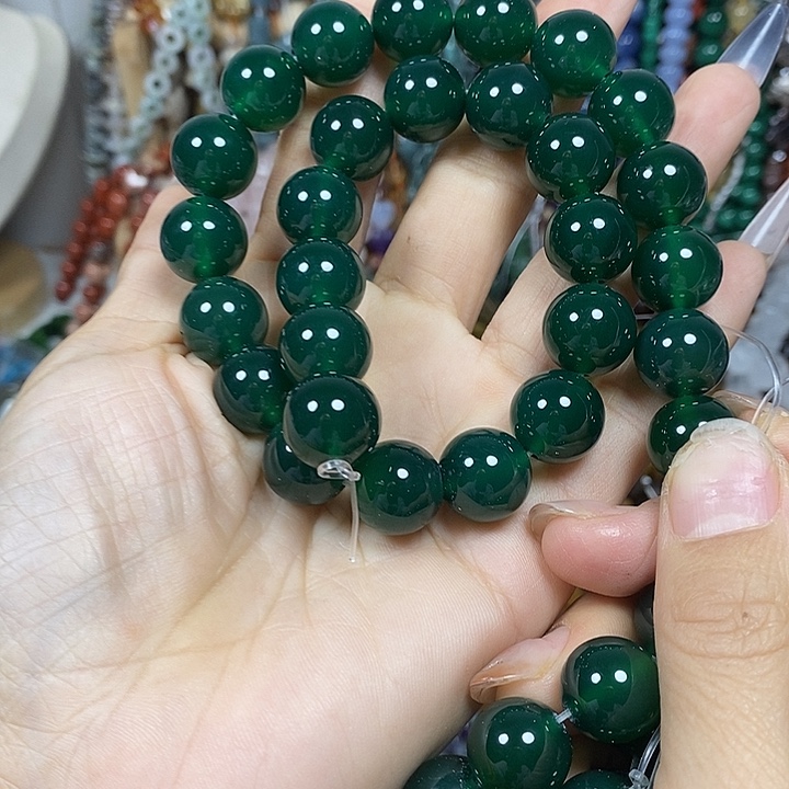 玛瑙/玉髓未镶嵌珠宝半成品A级绿玛瑙卡14mm