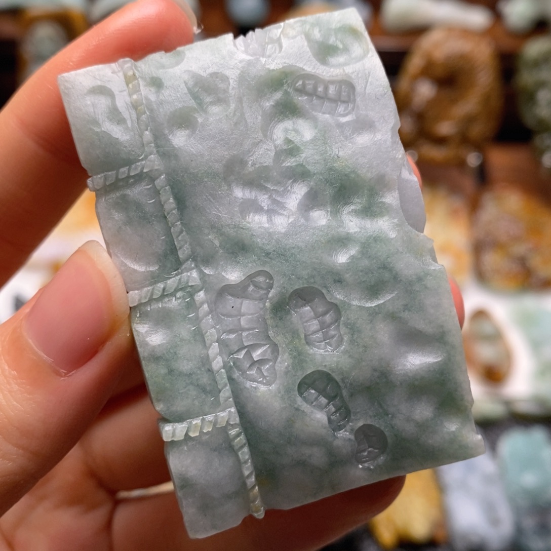 定制翡翠未镶嵌翡翠