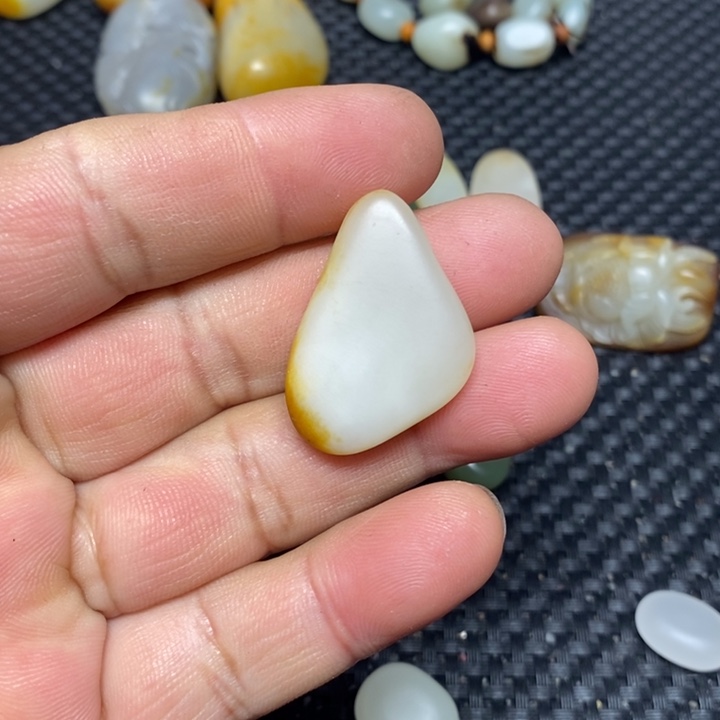 和田玉（白玉）珠宝奇石未镶嵌