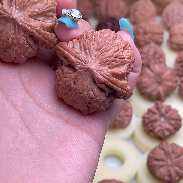 文玩核桃吊坠S****沙磨盘43