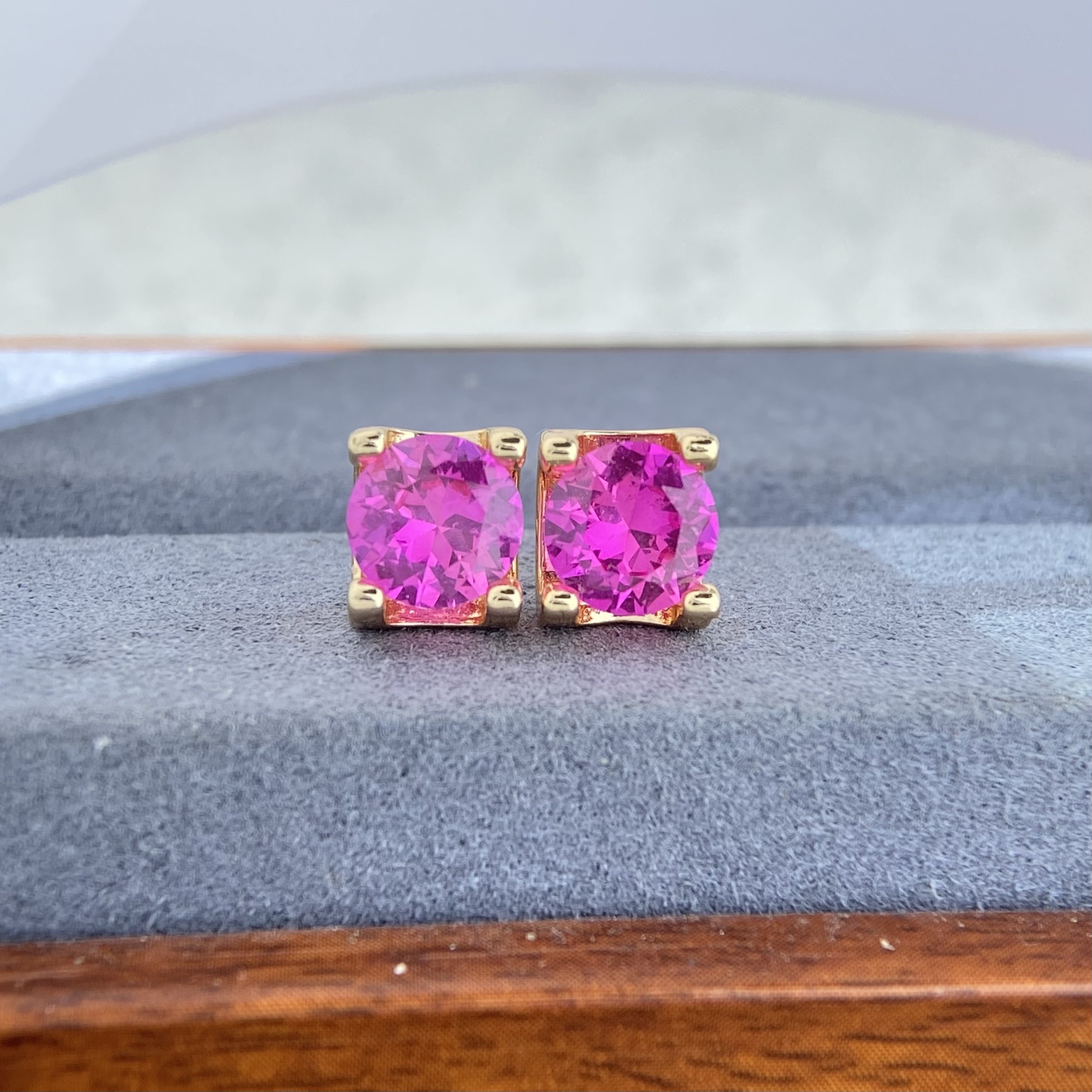 【传承】高货粉耳钉--C08