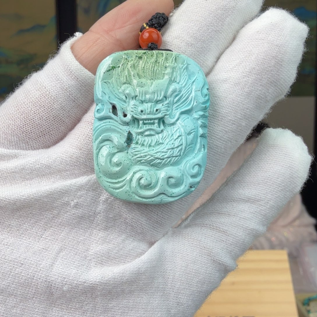 绿松石未镶嵌珠宝奇石